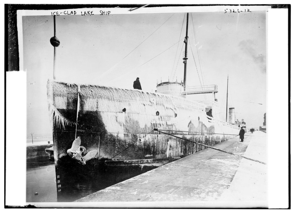 Ice-clad lake ship LCCN2014711778