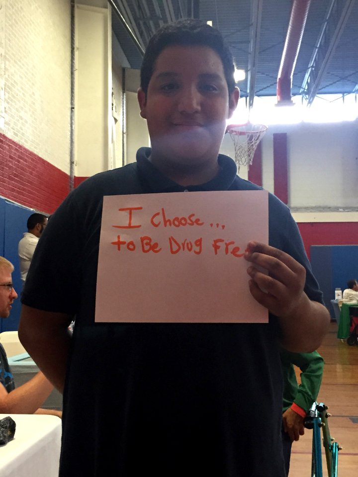 I choose...to be drug free (18203693702)