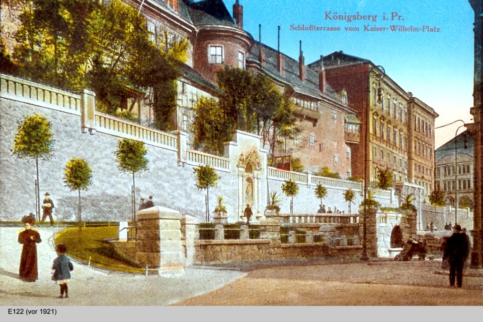 ID004653 E122 SchlossterrasseWilhelmPl