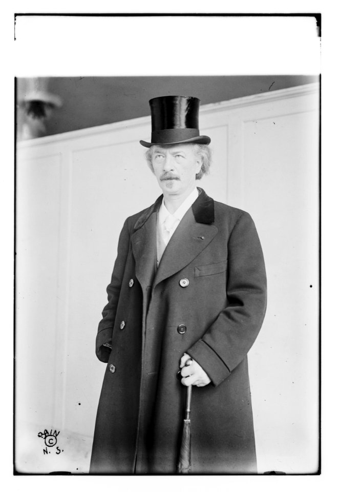 I.J. Paderewski LCCN2014701382