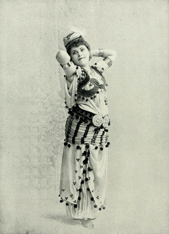 Ida Mulle, stage actress