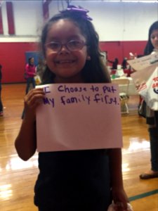 I choose...to put my family first (18021118039)