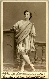 Ida Landelius, rollporträtt - SMV - H5 052