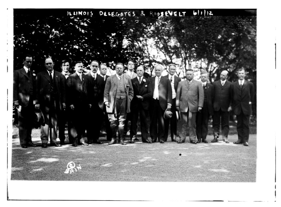 Ill. Delegates and Roosevelt LCCN2014692023