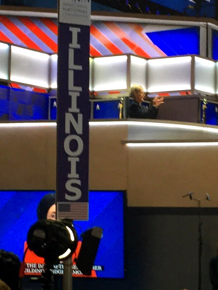 Illinois 2016 DNC CoZ3BrBWYAANo-Z