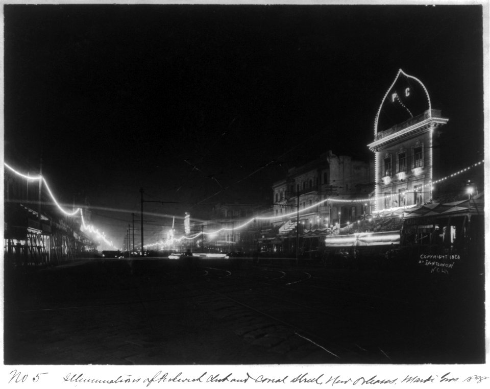 Illumination of Pickwick Club and Canal Street, New Orleans Mardi Gras LCCN2005685055
