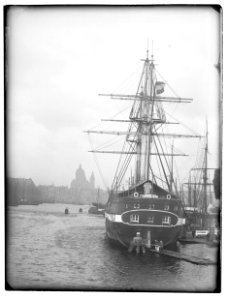 IJ-Gracht, foto 3 Jacob Olie (max res)