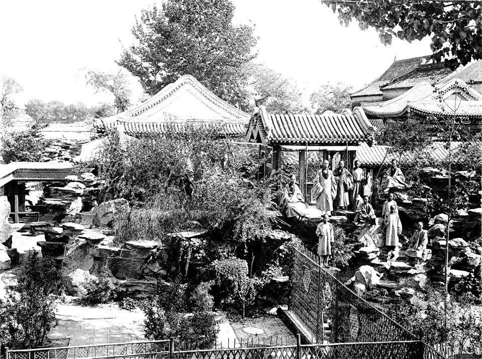 Im Po-yün-kuan. Grosser taristischer Tempel vor dem Westthor der Chinesenstadt