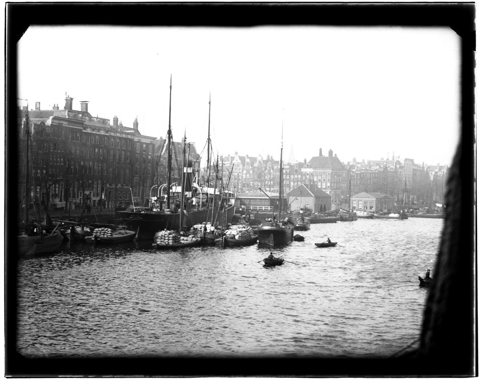 IJ-Gracht, foto 1 Jacob Olie (max res)