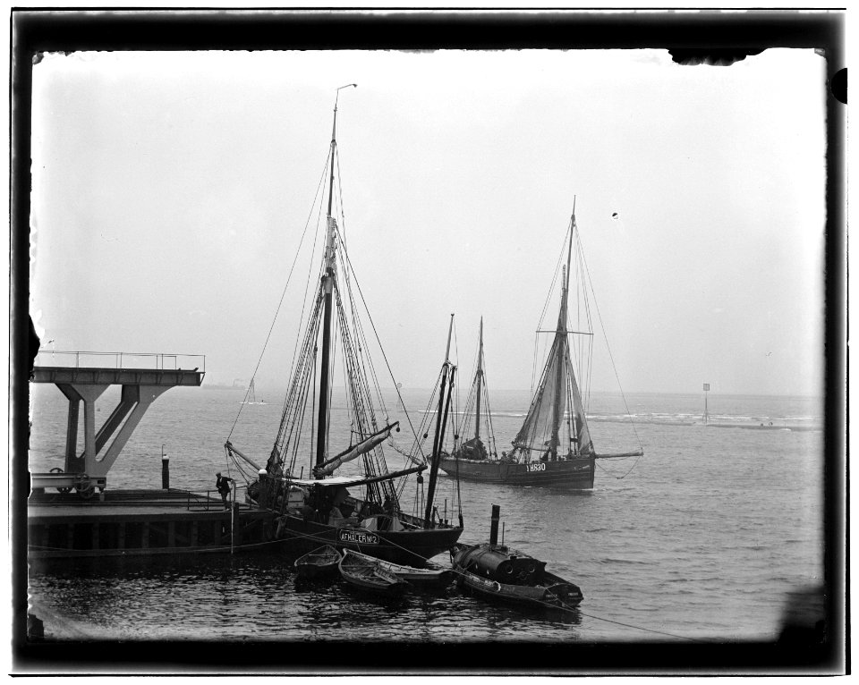 IJmuiden, foto 7 Jacob Olie (max res)