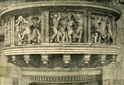 Il pulpito esterno della cattedrale di Prato