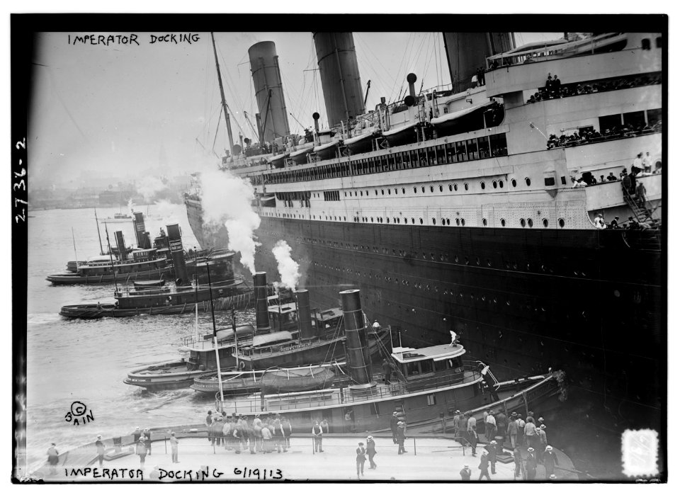 IMPERATOR docking LCCN2014693336