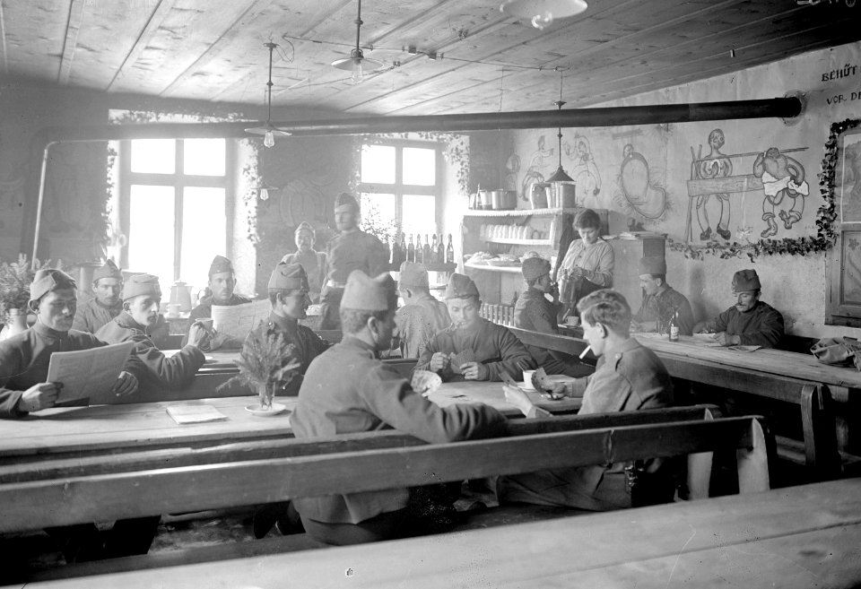 In der Soldatenstube von Courtételle - CH-BAR - 3241061
