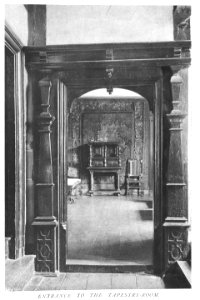 In English Homes Vol 2 Rothamsted Hertfordshire entrance to the tapestry room 31295007279283 0346
