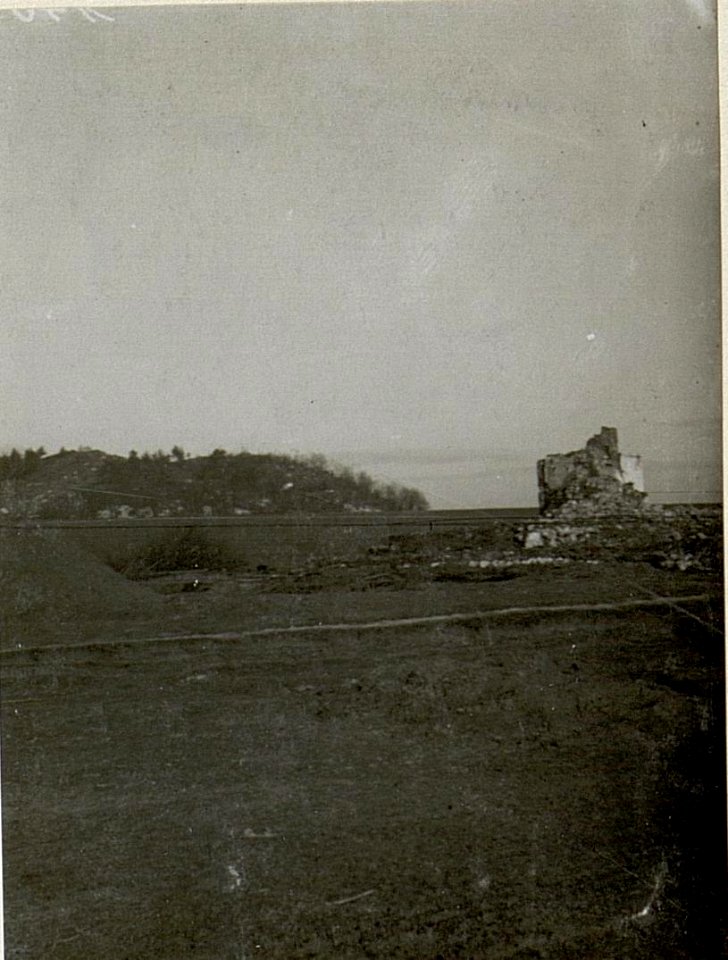 In Brand geschossenes Haus am Schlachtfeld von Strzegowa westl. den Häusern dieses Ortes.Aufnahme gegen Nörden. (BildID 15538473)