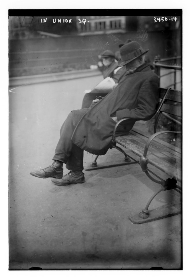 In Union Sq. LCCN2014698853