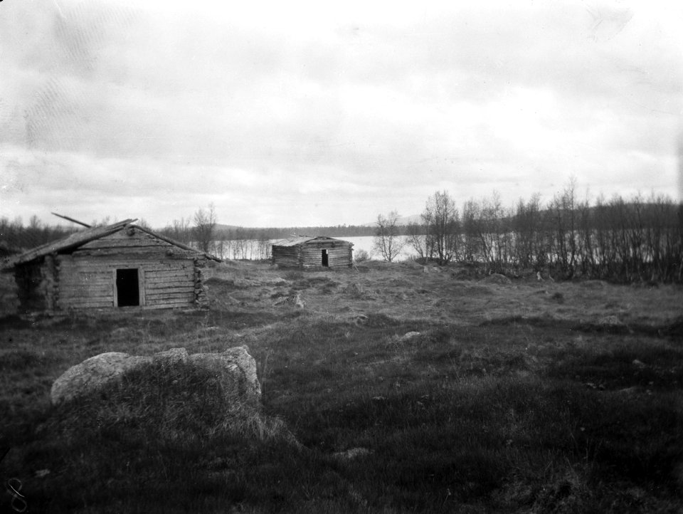 Inarin vanhan kirkon kirkkotupia