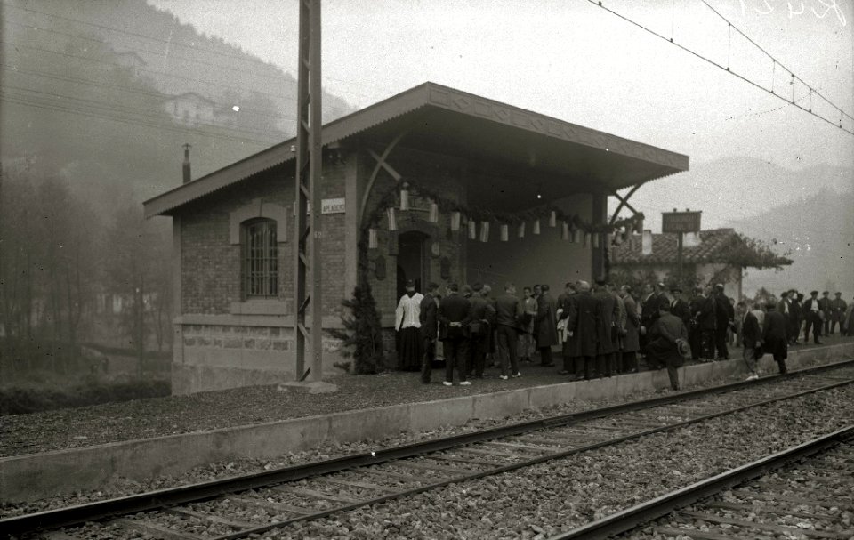 Inauguración de la estación Itsasondo (2 de 4) - Fondo Car-Kutxa Fototeka