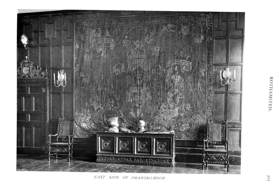 In English Homes Vol 2 Rothamsted Hertfordshire east side of drawing room 31295007279283 0352