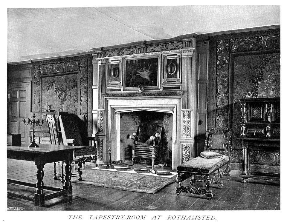 In English Homes Vol 2 Rothamsted Hertfordshire the tapestry room 31295007279283 0347