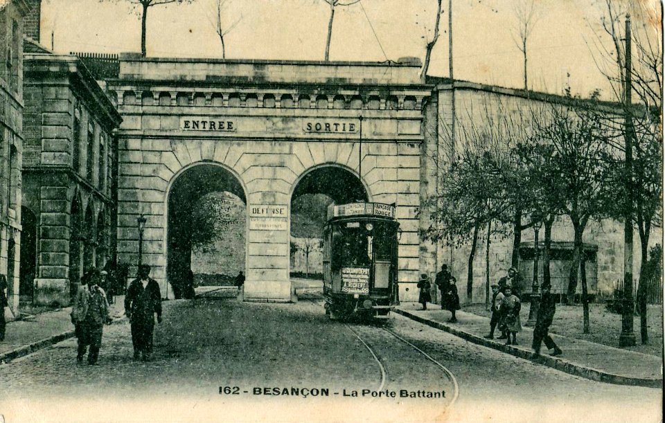 INCONNU 162 - BESANCON - La Porte Battant