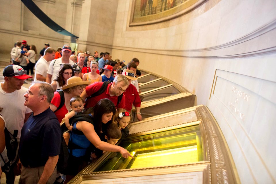Independence Day Celebration on the Fourth of july at the National Archives (35041206254)