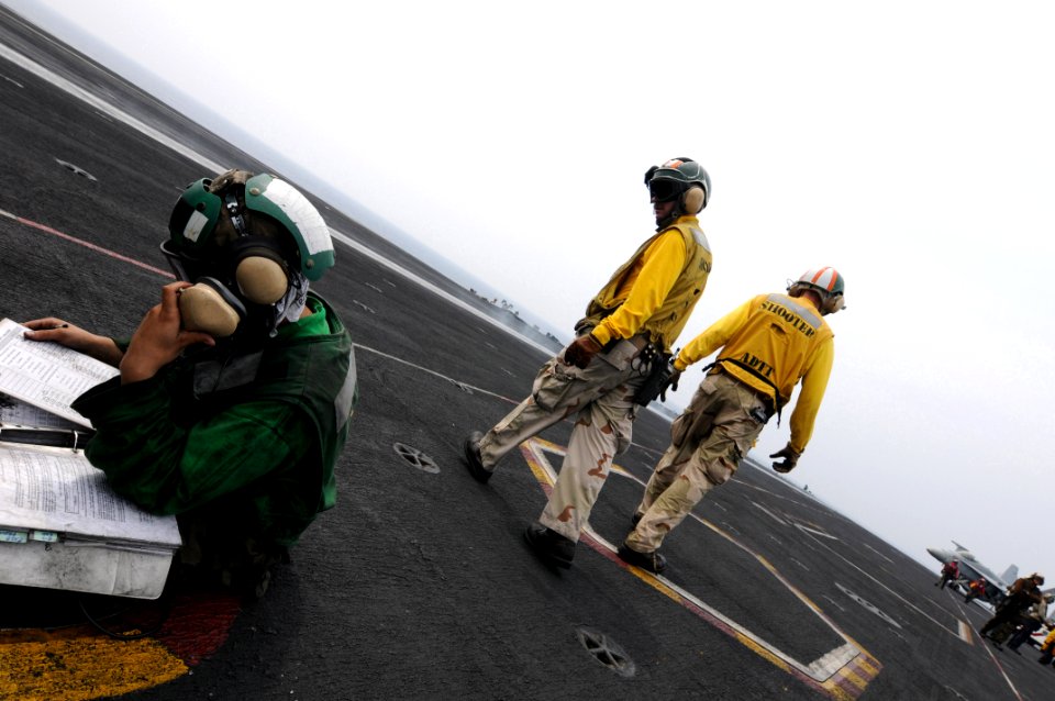 Indian navy and U.S. Navy Cooperation DVIDS123700