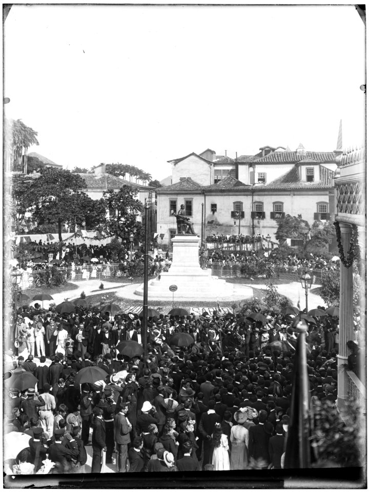 Inauguração do monumento em homenagem ao Visconde do Rio Branco - 1