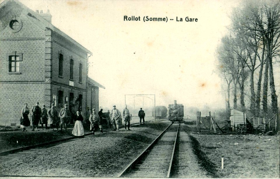 INCONNU - ROLLOT - La Gare