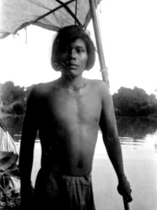 Indianen Camilo Hinche, även kallad Curí, ombord på kostern Olga - SMVK - 004038