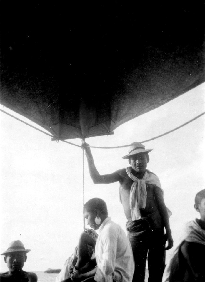 Indianer ombord på Olga . San Blas. Panama - SMVK - 004441