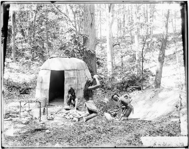 Indians at Piney Branch Quarry - NARA - 523705