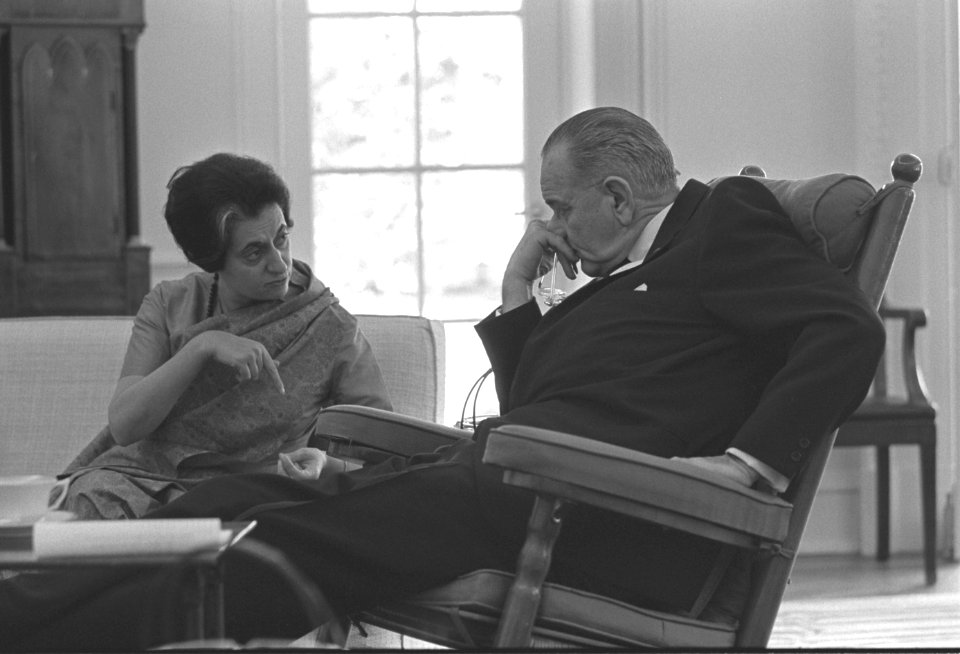 Indira Gandhi and LBJ meeting in the Oval Office (4)