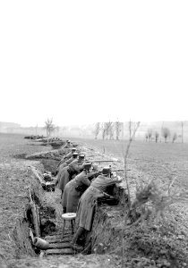 Infanterie während Manöver - CH-BAR - 3237876