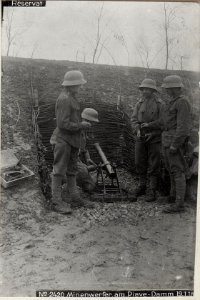 Infanterie-Grabenmörser am Piave-Damm 19.1.18. (BildID 15614173)