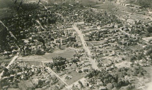 Ingersoll Ontario from the Air (HS85-10-36496)