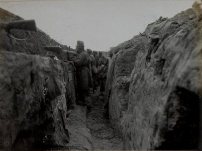 Infanterieregiment 21 in der Stellung südlich Stakow, aufgenommen am 21. September 1915 (BildID 15455737)