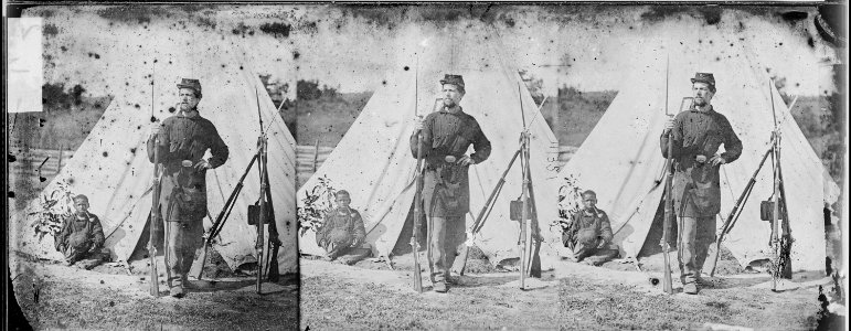 Infantrymen, Private, 2nd R.I - NARA - 529493