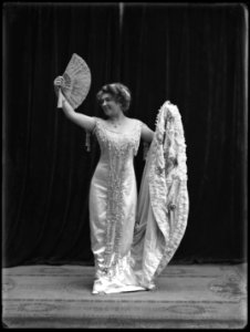 Inga Berentz in Frånskilda frun at Oscarsteatern 1909 - SMV - NB135