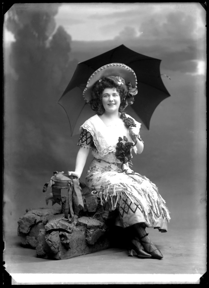 Inga Berentz, actor and singer - SMV - NB054
