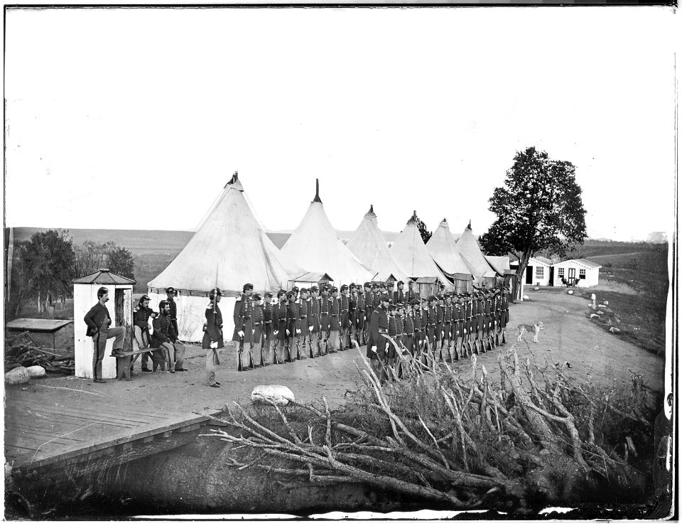 Infantry Company on Parade - NARA - 524634