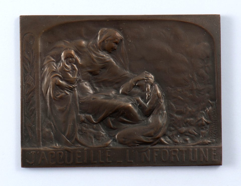 J'Accueille l'Infortune 1914, plaquette by Jacques Marin (1877-1950), Belgium, 1916, Coins and Medals Department of the Royal Library of Belgium, 2Lef67 - 38 (recto)