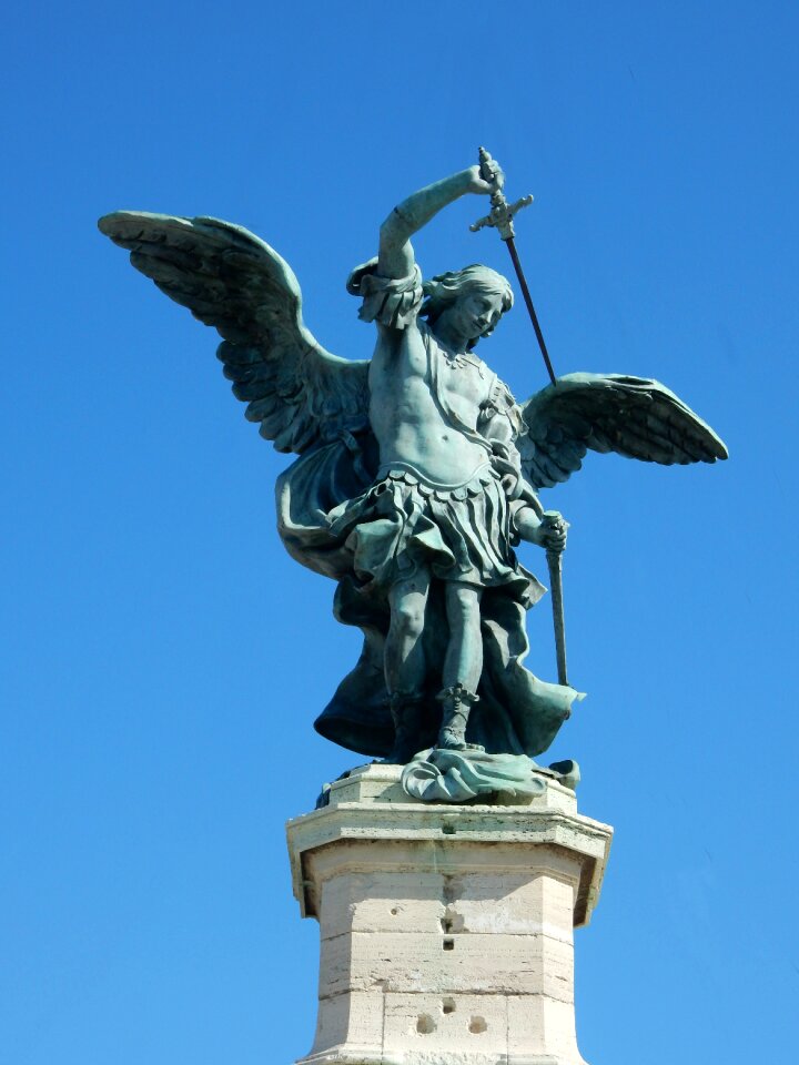 Wing statue stone figure