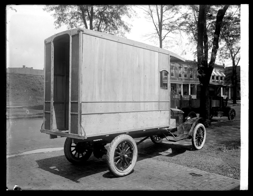 J.C.L. Ritter, polli food products truck LCCN2016852108