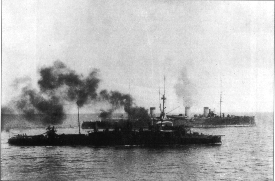 Izumrud&Groznyy1904