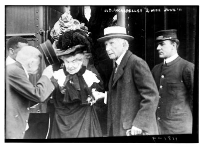 J.D. Rockefeller and wife LCCN2014686058