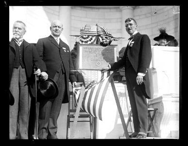 J.J. Jusserand, Edwin Denby and memorial plaque, Arlington National Cemetery, Arlington, Virginia LCCN2016891297