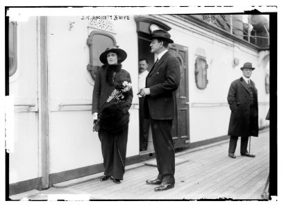 J.K. Hackett and wife LCCN2014695923