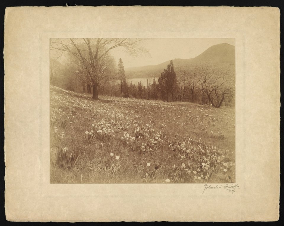 J.P. Morgan Estate, Cragston, on the Hudson - Johnston-Hewitt, N.Y. LCCN2012645996