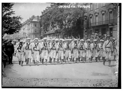 Jackies on Parade LCCN2014691106
